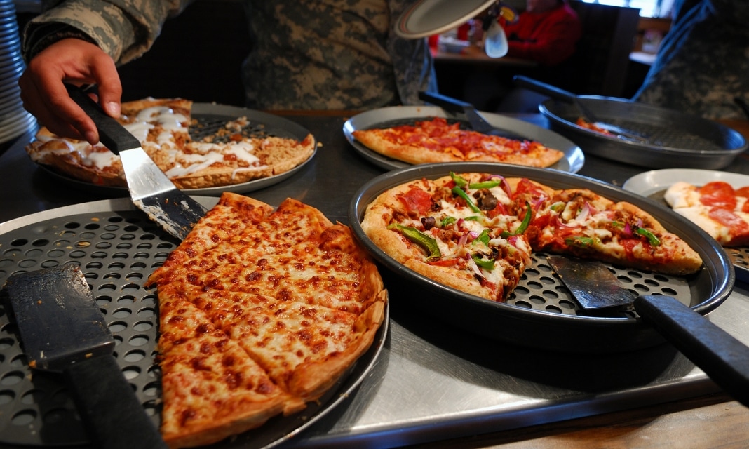 Międzynarodowy Dzień Pizzy w Bytowie – ulubione danie mieszkańców, jak go celebrować?